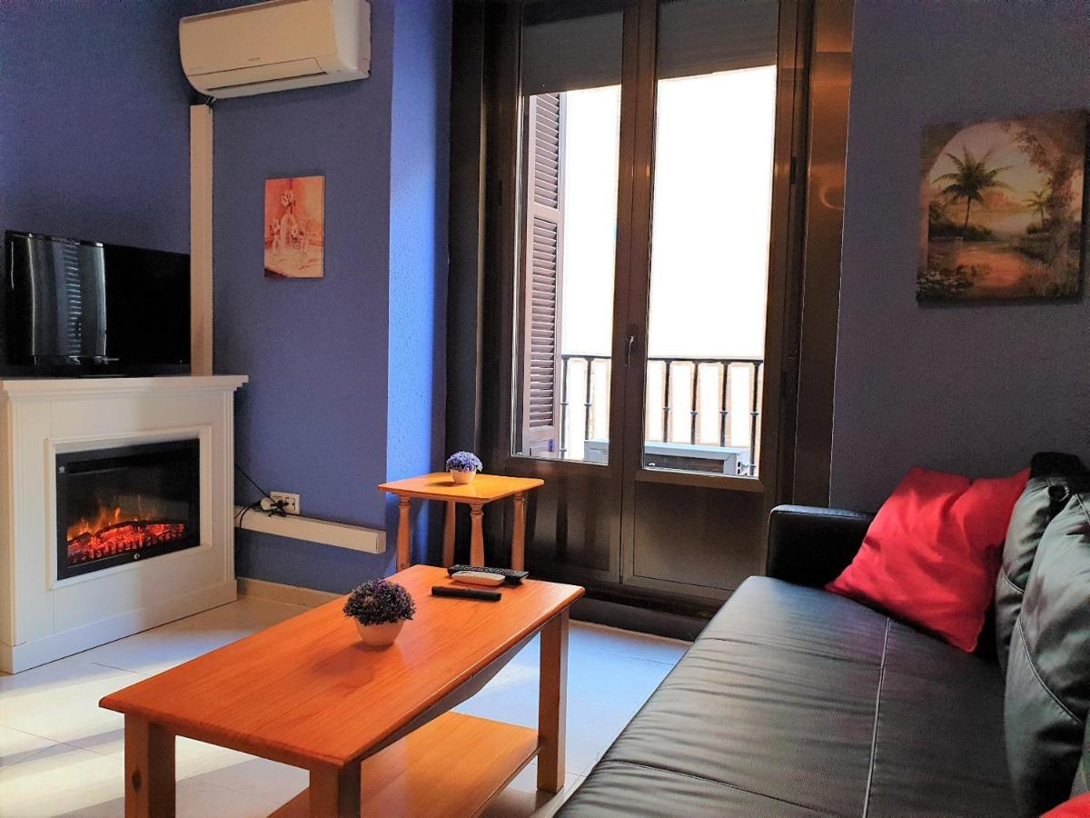 Apartamentos Dana Sol Madrid Exterior photo