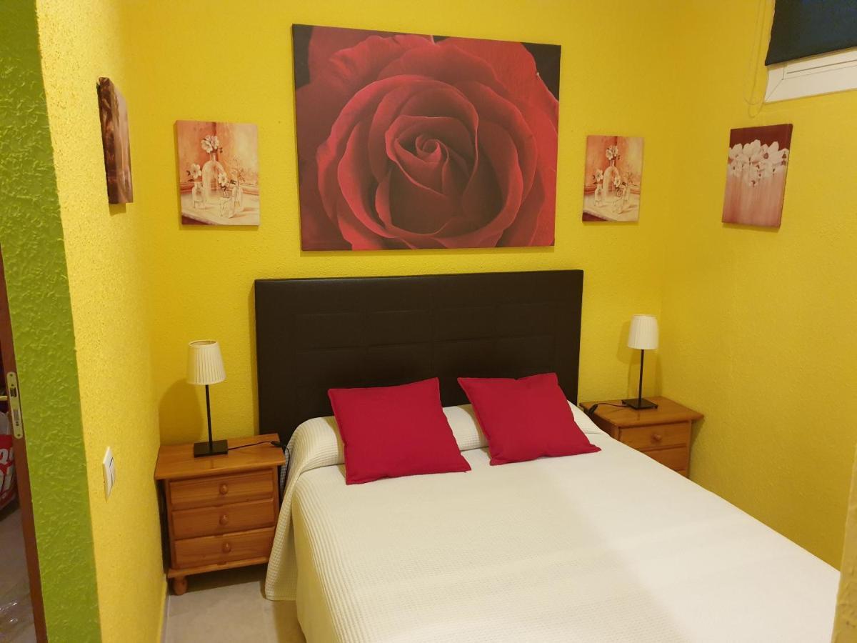 Apartamentos Dana Sol Madrid Exterior photo